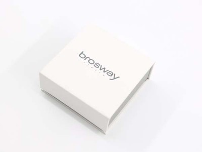 為什么首飾盒要做成翻蓋盒？濟(jì)南包裝盒廠家這樣說……