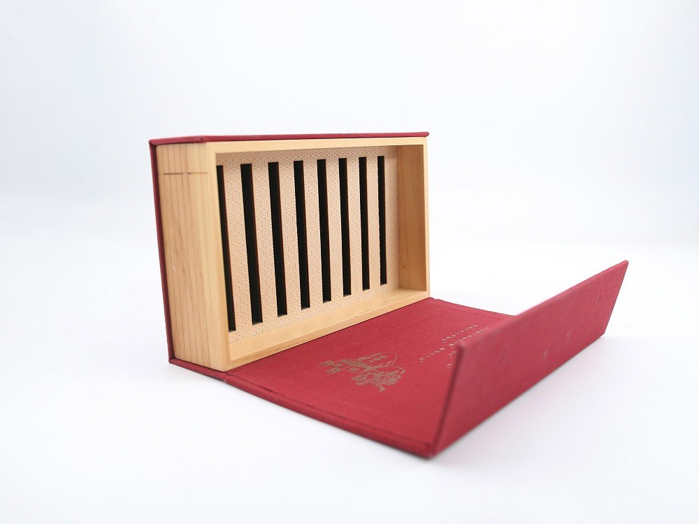 保健品套盒_山東包裝盒廠_濟(jì)南恒印包裝有限公司 保健品套盒_山東包裝盒廠_濟(jì)南恒印包裝有限公司