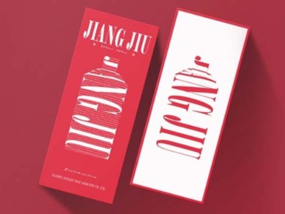 酒盒包裝讓人過目不忘，體現(xiàn)出包裝設計的重要性